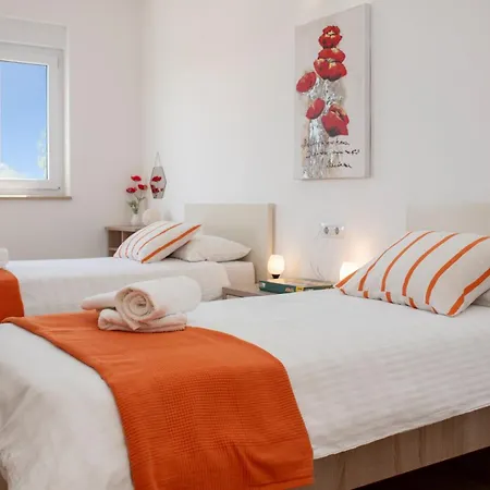 Tesa In Medulin With Sea View Vila
