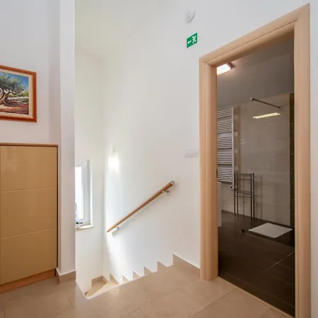 Villa Tesa In Medulin With Sea View *